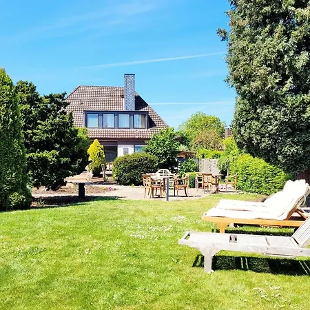 Hochwertige Mit Sonnenterrasse & Gartenblick, Nur Wenige Gehminuten Zum 샬베우츠